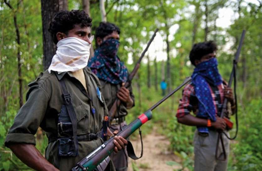 naxal.jpeg दंतेवाड़ा: दो इंजीनियर समेत तीन लोगों के अपहरण की खबर, घटना के पीछे नक्सलियों का हाथ