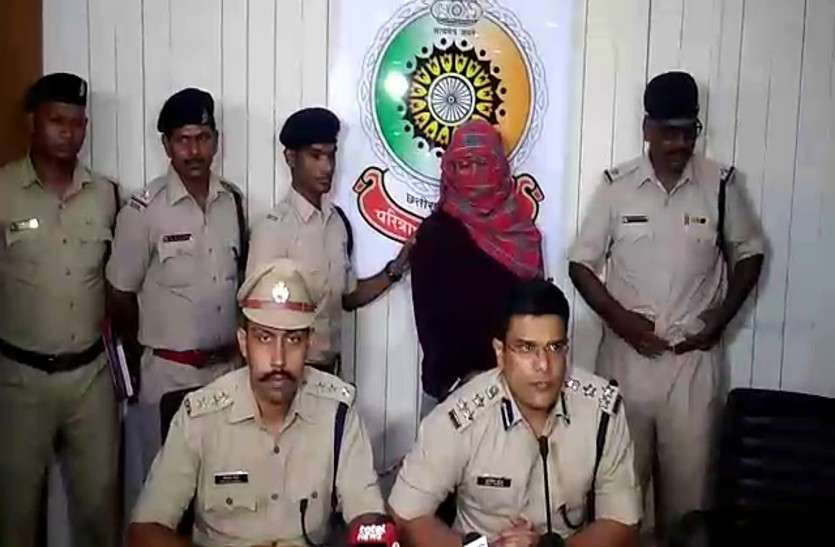 simi_terrorists.jpg प्रतिबंधित संगठन सिमी के आतंकी को छत्तीसगढ़ पुलिस ने हैदराबाद एयरपोर्ट से किया गिरफ्तार