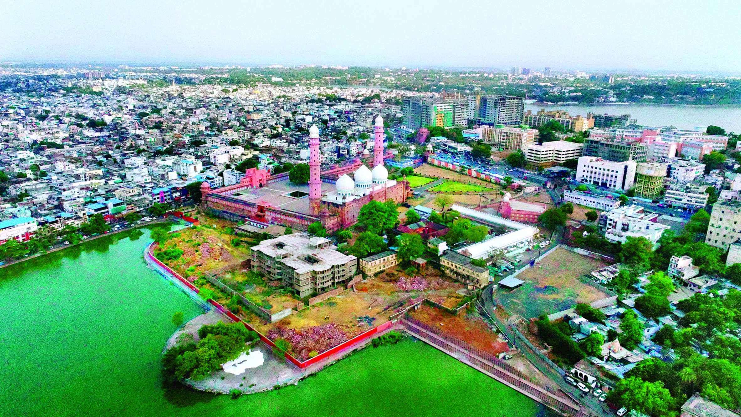 भोपाल को दो नगर निगम में बांटा तो कैसे होगा पानी, सीवेज और सड़क का बंटवारा