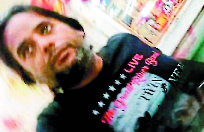 Sting Video : जेलरोड बन रहा ‘चोर बाजार’, धड़ल्ले से बिक रहे बिना बिल के मोबाइल