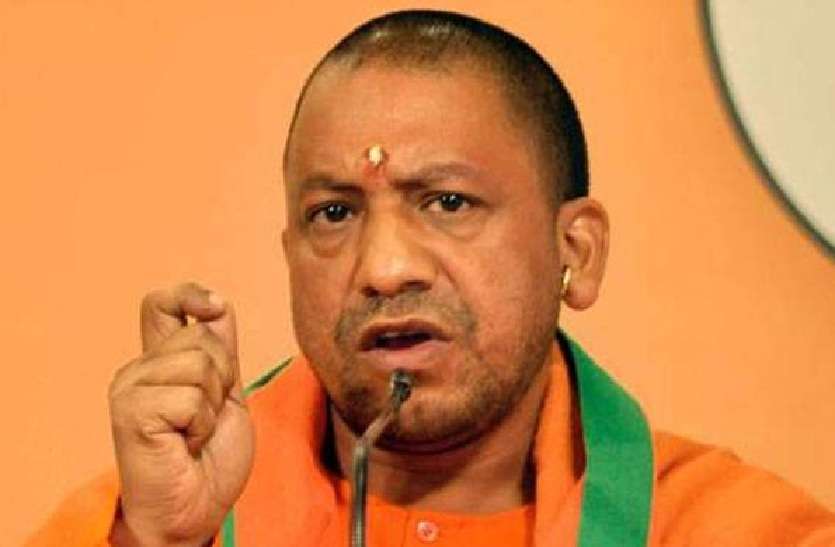 yogi adityanath बीजेपी नेता हत्याकांड के बाद योगी सरकार ने की बड़ी कार्रवाई, हटाये गये डीएम और एसपी