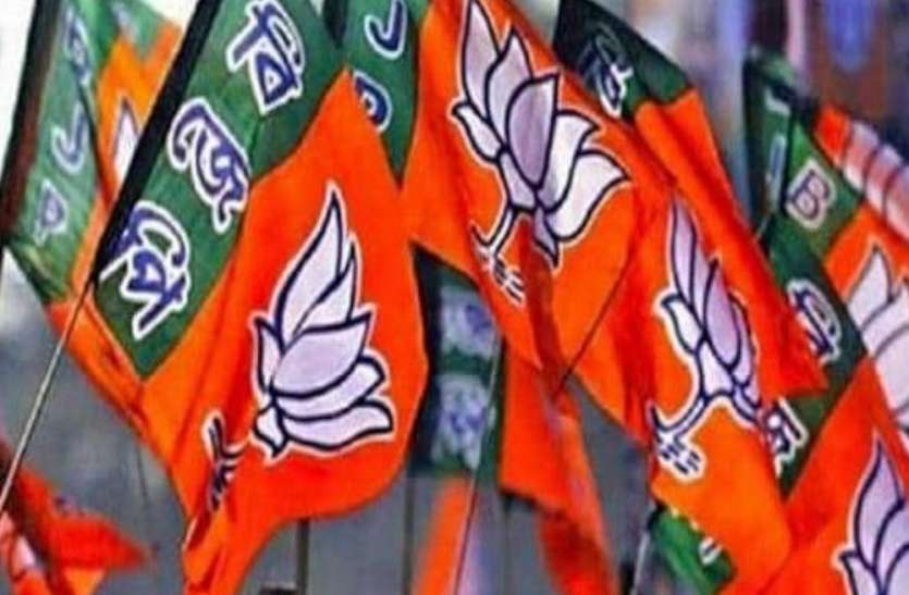 भाजपा के लिये किसी अग्निपरीक्षा से कम नहीं है जैदपुर का उपचुनाव, तनुज पुनिया से मिल रही कड़ी चुनौती भाजपा के लिये किसी अग्निपरीक्षा से कम नहीं है जैदपुर का उपचुनाव, कांग्रेस के तनुज पुनिया से मिल रही कड़ी चुनौती