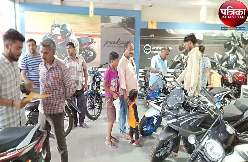 इस महीने गाड़ी खरीदी, तो अगले महीने तक नहीं आएगा गाड़ी नंबर इस महीने गाड़ी खरीदी, तो अगले महीने तक नहीं आएगा गाड़ी नंबर