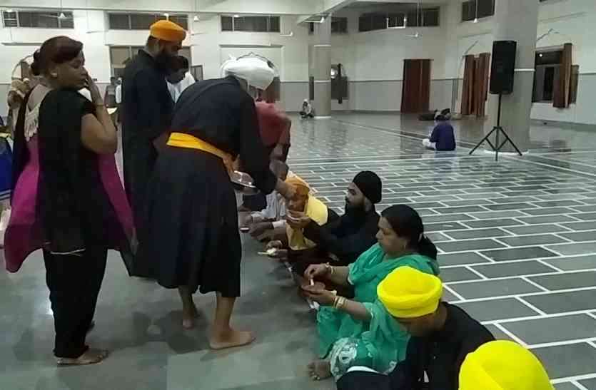 Gurudwara guru ka taal Sharad Purnima अगर आपको है दमा, अस्थमा, श्वांस रोग तो इस गुरुद्वारे में लीजिए दवा, इतने बजे तक पहुंचें