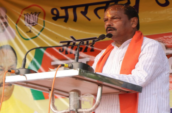 Jharkhand CM Announced To Make Chakrdharpur New District अगले साल चक्रधरपुर बनेगा अलग जिला,चुनावी सभा में सीएम ने की बड़ी घोषणा