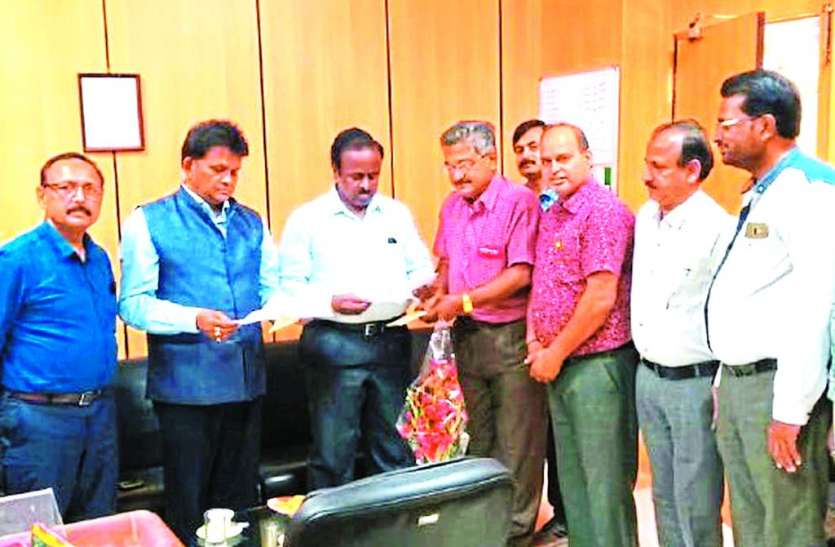 मुख्य चिकित्सा निदेशक ने किया निरीक्षण मुख्य चिकित्सा निदेशक ने किया निरीक्षण