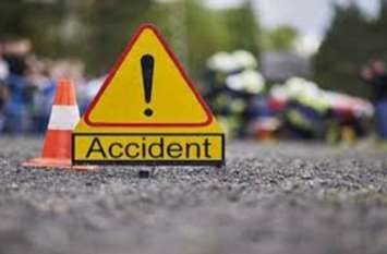 one policeman killed in a road accident बस से टकराई पुलिस की जीप, जवान की मौत