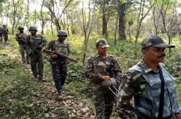 Hardcore rewarded Naxli arrested एक लाख का इनामी हार्डकोर नक्सली गिरफ्तार