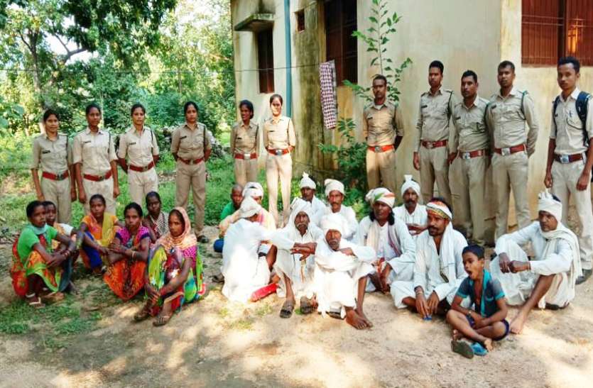 बाघ अभयारण्य की जमीन पर कब्जा करने वाले 16 और लोग पकड़े गए बाघ अभयारण्य की जमीन पर कब्जा करने वाले 16 और लोग पकड़े गए