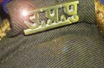 6 fake police arrested in mahoba फर्जी पुलिस बन वसूली करते 6 गिरफ्तार, वसूली में इस्तेमाल स्कार्पियो और पुलिस की कैप बरामद