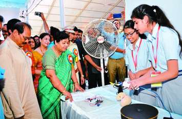 46th Jawaharlal Nehru National Science Exhibition Raipur 2019 छोटी उम्र की बड़ी सोच के साथ बीटीआई ग्राउंड में आइडियाज और इनोवेशन का लगा कुंभ