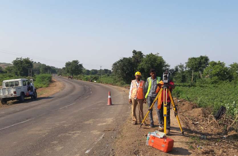 National highway construction in khargone खलबुजुर्ग मराल फाटे से लोहारी तक राष्ट्रीय राजमार्ग निर्माण प्रक्रिया शुरू