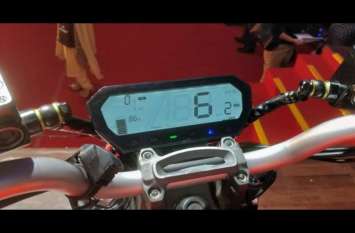 Revolt electric bike delivery started in delhi Revolt RV400 की डिलीवरी हो रही है शुरू, इस खास नंबर के साथ आई सामने