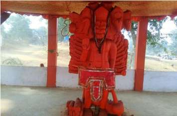 Hanuman Chalisa ke Adbhut Chamatkar in Everyday paath एक बार ऐसे पढ़कर देखें श्री हनुमान चालीसा, हर दिन होंगे शुभ चमत्कार