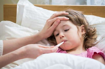 child diseases: How to protect your baby from various diseases child diseases: शिशु को विभिन्न बीमारियों से एेसे बचाएं, जानें ये खास बातें