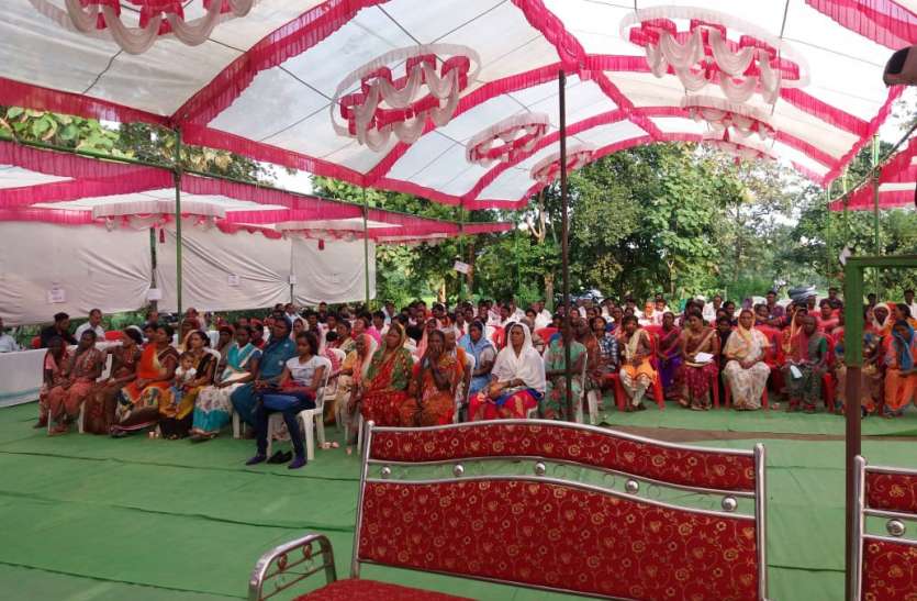 सरकार का विकास पर है ध्यान सरकार का विकास पर है ध्यान