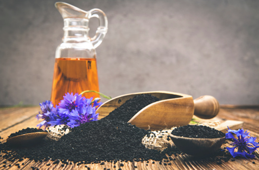 Amazing Health Benefits of Kalonji Nigella Seeds kalonji Benefits: खुशबूदार कलौंजी का तेल सेहत के लिए सबसे ज्यादा उपयोगी