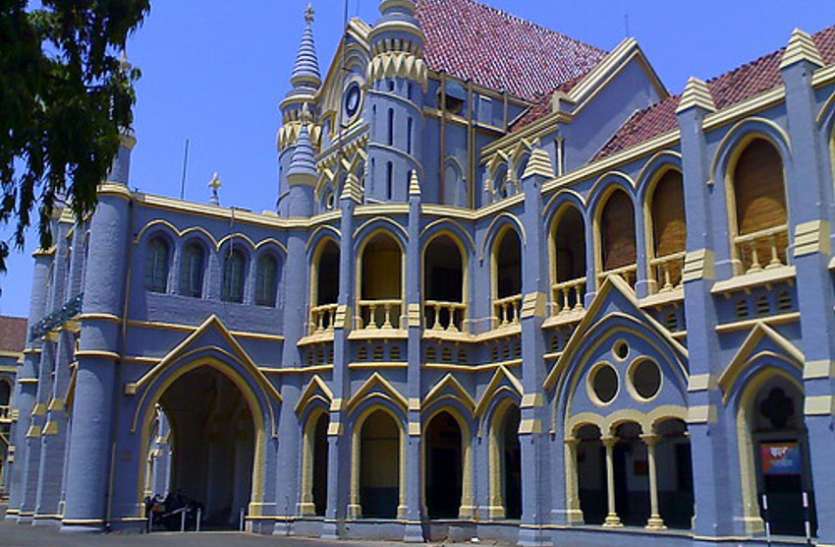 Mp High Court Jabalpur 335 दिन बाद हाइकोर्ट का माहौल मुस्कराया