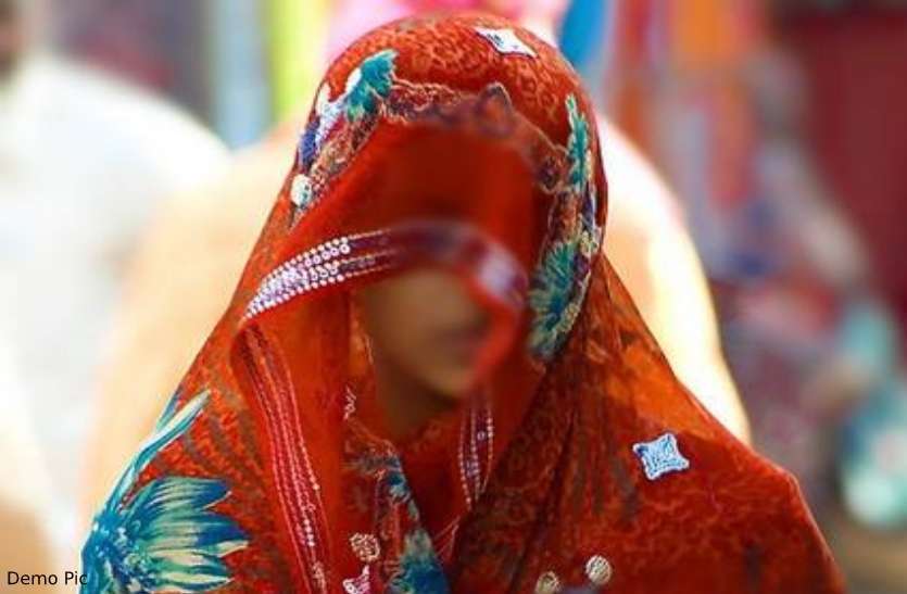Gang Rape With Martyr's Wife In Alwar Rajasthan शर्मनाक : शहीद की पत्नी के साथ कई लोग करते रहे बलात्कार, सात साल तब बंधक बनाए रखा और यौन शोषण व बलात्कार किया