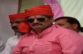 Independent sudhakar singh given big fight of bjp bsp in byelection यूपी उपचुनाव में इस निर्दल उम्मीदवार ने भाजपा-बसपा के पसीने छुड़ा दिये हैं, मुकाबले को बनाया दिलचस्प