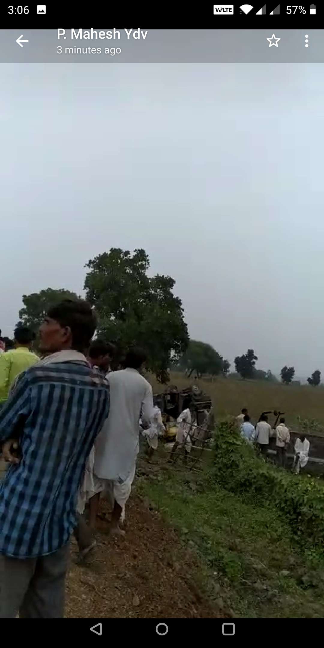 बेकाबू ट्रक ने टैम्पो को टक्कर मारी, सोयाबीन लेकर आ रहे किसान की मौत, दो घायल