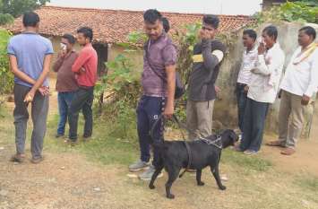 Dead body of accused of child abuse found बालात्कार के आरोपी का संदिग्ध अवस्था मे मिला शव