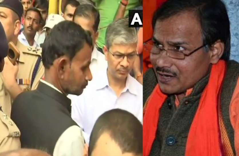 Kamlesh Tiwari कमलेश तिवरी के बेटे को मिलेगा लाईसेंसी हथियार, यूपी सरकार परिवार को देगी यह बड़ी मदद, हुई बड़ी घोषणा