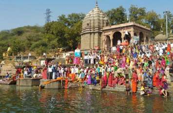 Maheshwar Narmada Mahaarti News महेश्वर में शुरू होगी महाआरती, जानिए क्या है इसकी खासियत
