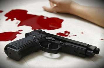 Double murder in azamgarh after Hindu Leader kamlesh Tiwari up crime हिंदू नेता कमलेश तिवारी के मर्डर के बाद अपराध जारी, साकिर और उसके बेटी की गोली मारकर हत्या