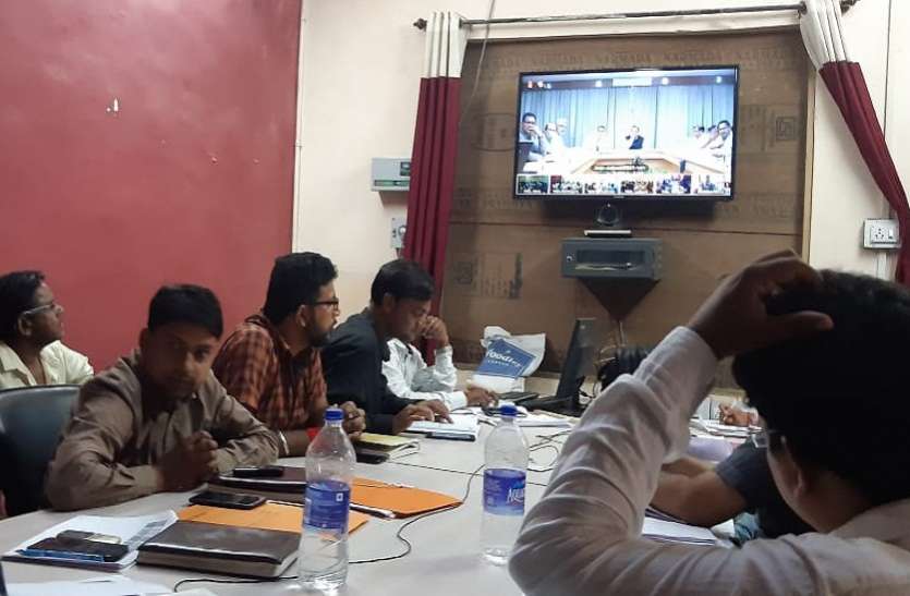 rc2010-8.jpg ऊर्जामंत्री ने चेताया..बिजली चोरों व बकायादारों पर अब गिरेगी गाज