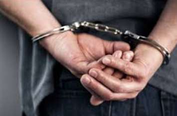 Shameful work: Teacher was doing shameful work with girl student छात्रा के साथ शिक्षक करता था घिनौनी हरकत, स्कूल से नाम कटवा लिया तो करने लगा ये, बिलासपुर से गिरफ्तार