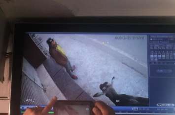 Thieves broke locks of two big textile showrooms before Diwali दिवाली से पहले चोरों ने इस मार्केट के दो बड़े कपड़ा शोरूम के तोड़ दिये ताले, देखें वीडियो