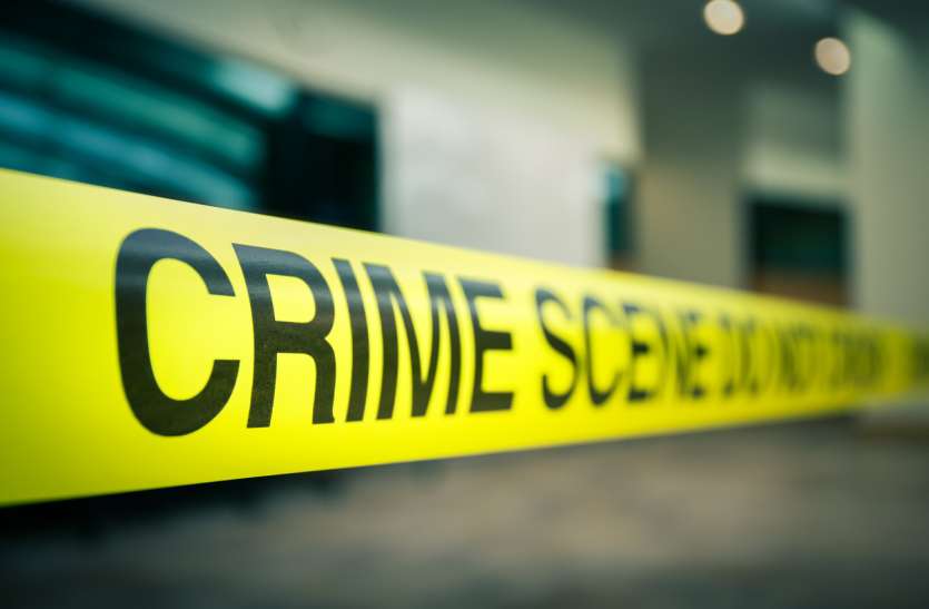 crime_3.jpg दिल्ली: सेंट स्टीफेंस कॉलेज के शिक्षक ने मां की हत्या करने के बाद की आत्महत्या, रेलवे ट्रैक पर मिला शव