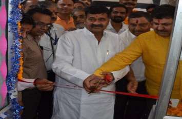 Focus on hospital development, not on politics in bhilwara अस्पताल के विकास पर ध्यान दें राजनीति पर नहीं