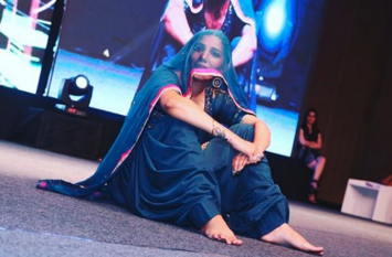allegation of fraud on Hariyanvi Dancer Sapna Chaudhary in Surat अचानक Sapna Chaudhary पर इस मामले में लगे 'धोखाधड़ी' के आरोप, जानें क्या है पूरा मामला