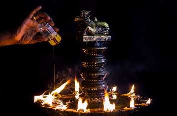 Dhanteras 2019: worship of kuber on dhanteras इस दिन करें कुबेर की पूजा, धन-धान्य से हमेशा भरा रहेगा घर