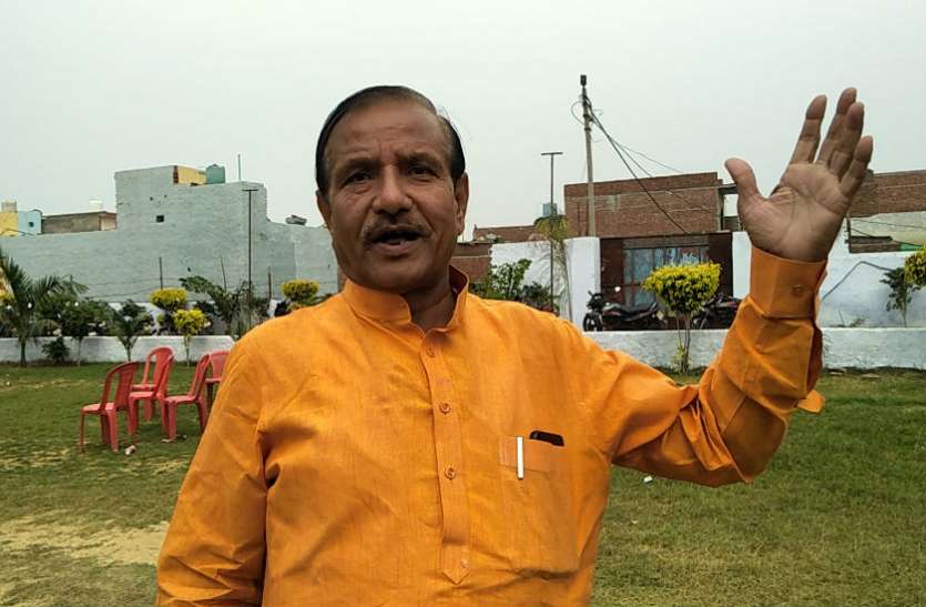 Purushottam Khandelwal By Election 2019 ‘मिनी छपरौली’ में Polling के दौरान पुरुषोत्तम खंडेलवाल ने बताया Voting का आधार, देखें वीडियो