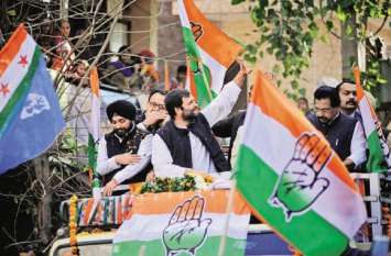 maharastra election voting maharastra election voting : कांग्रेस का आरोप, वोट किसी को दे रहे, स्लिप किसी और का निकल रहा