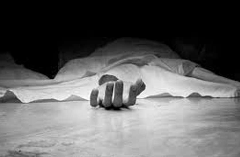 नव विवाहिता की मौत के बाद पुलिस ने दर्ज की हत्या नव विवाहिता की मौत के बाद पुलिस ने दर्ज की हत्या