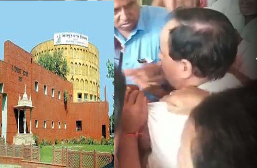 beating with jaipur nagar nigam committee chairman bhanwar lal chipa नगर निगम के समिति चेयरमैन के साथ हुई मारपीट, 7 सफाई कर्मचारी सस्पेंड