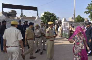 Khinvsar by election 2019 : 49.95 Polling in Khinvsar till 3 खींवसर विधानसभा उप चुनाव : कम मतदान ने बढाई उम्मीदवारों की चिंता