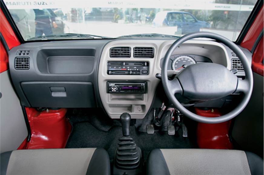 maruti eeco upgraded know the letest features and mileage | ज्यादा सुरक्षित  हुई Maruti की ये कार, 22 किमी का माइलेज और कीमत 3.61 लाख रूपए | Patrika News