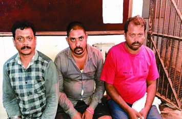 Two people arrested with addictive tablets in heavy amount नशे के सौदागर आये पुलिस की गिरफ्त में, भारी मात्रा में नशे के सामान के साथ 2 पकड़ाए