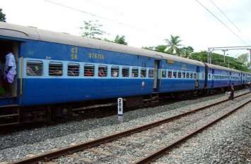 Janshatabdi Express has no room for this festive season Utility News : जनशताब्दी एक्सप्रेस में Waiting का आंकड़ा 450 पार