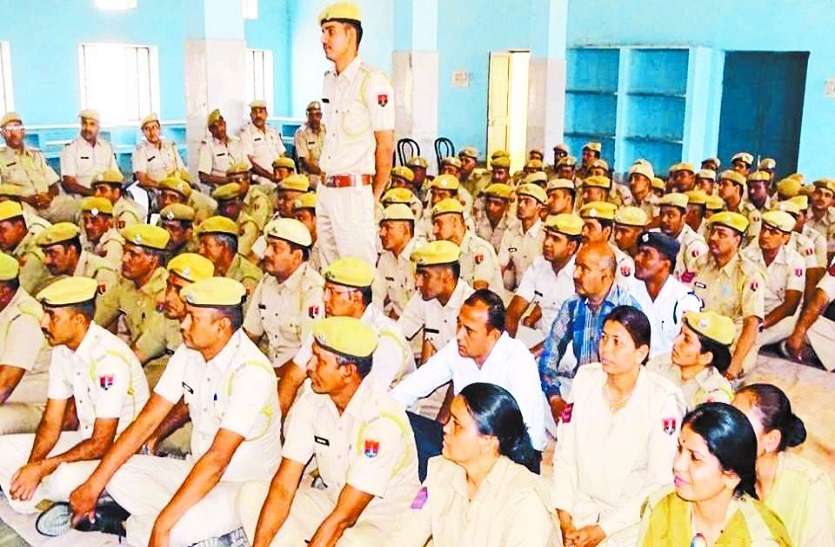 साथियों ने ही बढ़ाया मदद का हाथ साथियों ने ही बढ़ाया मदद का हाथ