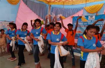 Told about diseases caused by plastic प्लास्टिक से होने वाली बीमारियां बताई, लोगों को किया जागरूक