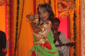 Deepawali mela 2019, nagar nigam, udaipur दीपावली मेले में पहले दिन उदयपुर की प्रतिभाओं ने बिखेरा जलवा, झूम उठे दर्शक...देखें तस्वीरें