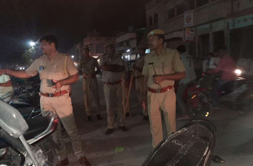 police special arrangements for diwali in markets at bikaner ताकि दीपोत्सव पर रहे शांति, चप्पे-चप्पे पर तैनात पुलिस