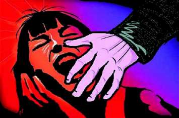Husband accused of dowry death पति पर दहेज हत्या का आरोप