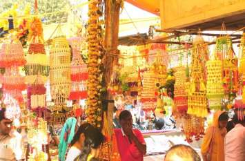 alwar deepawali decoretion news alwar deepawali decoretion news दीपावली की खरीददारी का दुल्हन जैसे सजे बाजार